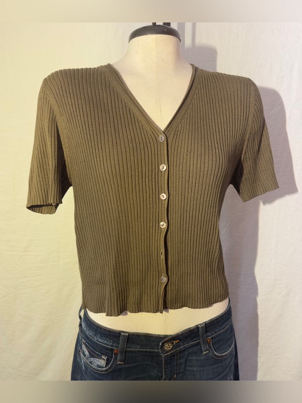100% Silk The Limited Olive Green Ribbed Button-Front Short Sleeve Cardigan LG